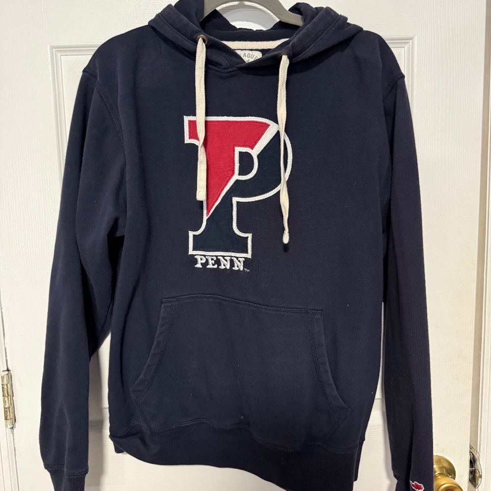 UPenn Hoodie Size Medium